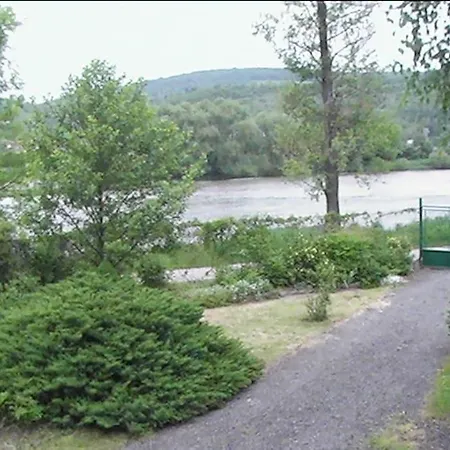 Semesterbostad Waterside Retreat