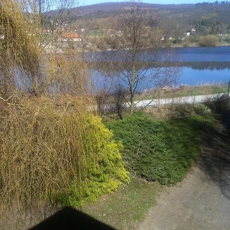 Waterside Retreat Semesterbostad Zadni Treban